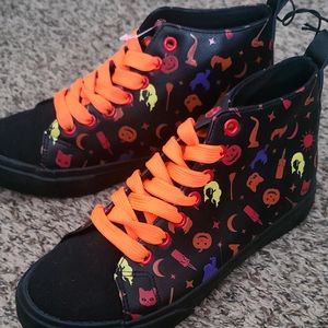 Hocus Pocus high tops